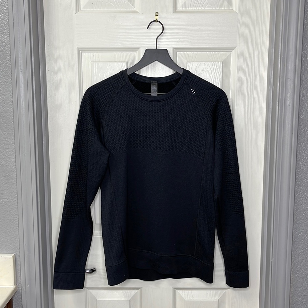 Engineered Warmth long Sleeve Lululemon 🍋